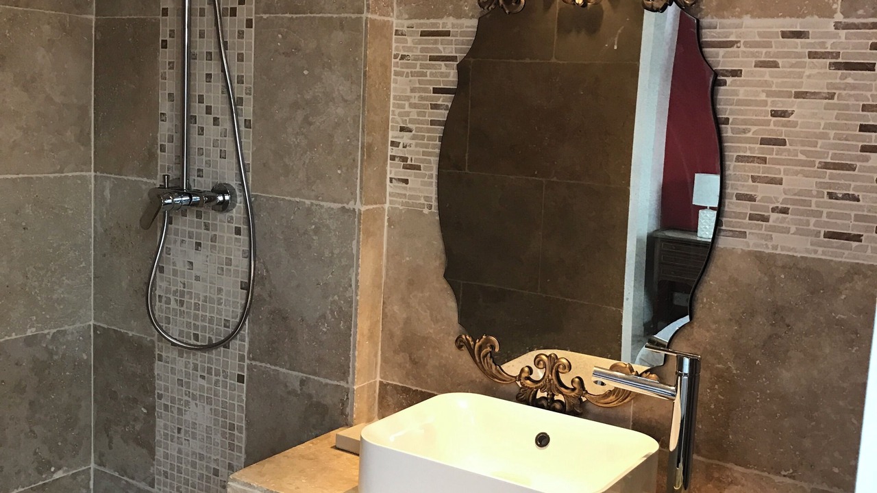 Photo of Bathroom in Bagneux