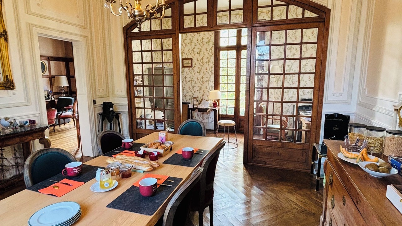 Photo of Others in Bagneux