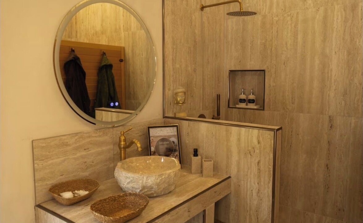 Photo of Bathroom in Chambry
