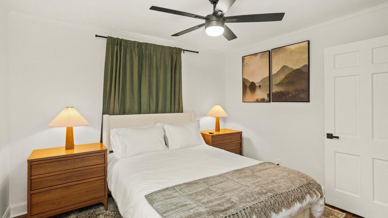 Photo of Bedroom in Merry Oaks