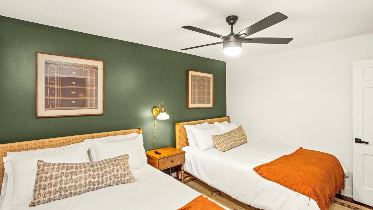 Photo of Bedroom in Merry Oaks