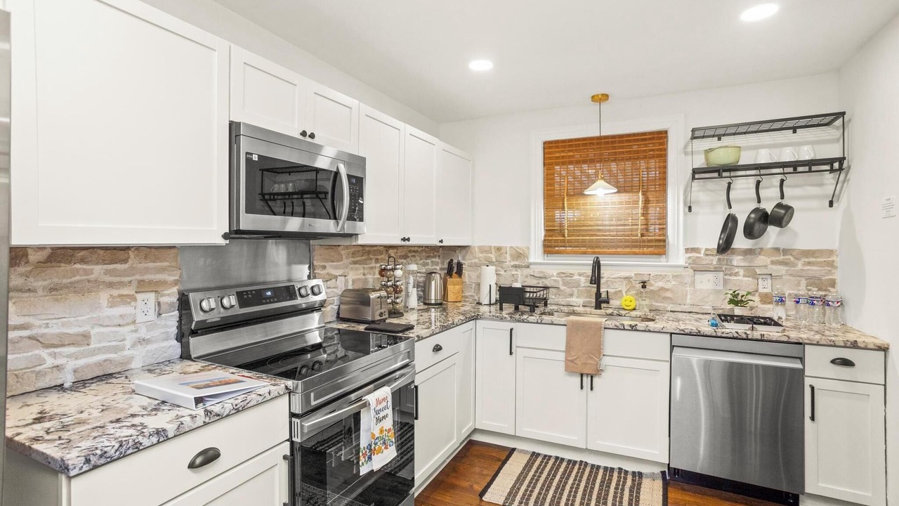 Photo of Kitchen in Merry Oaks