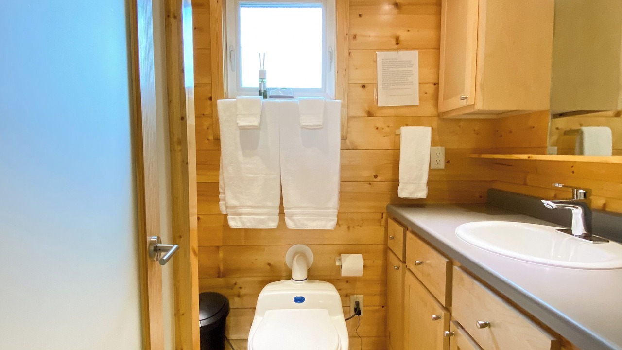 Photo of Bathroom in Red Cliff