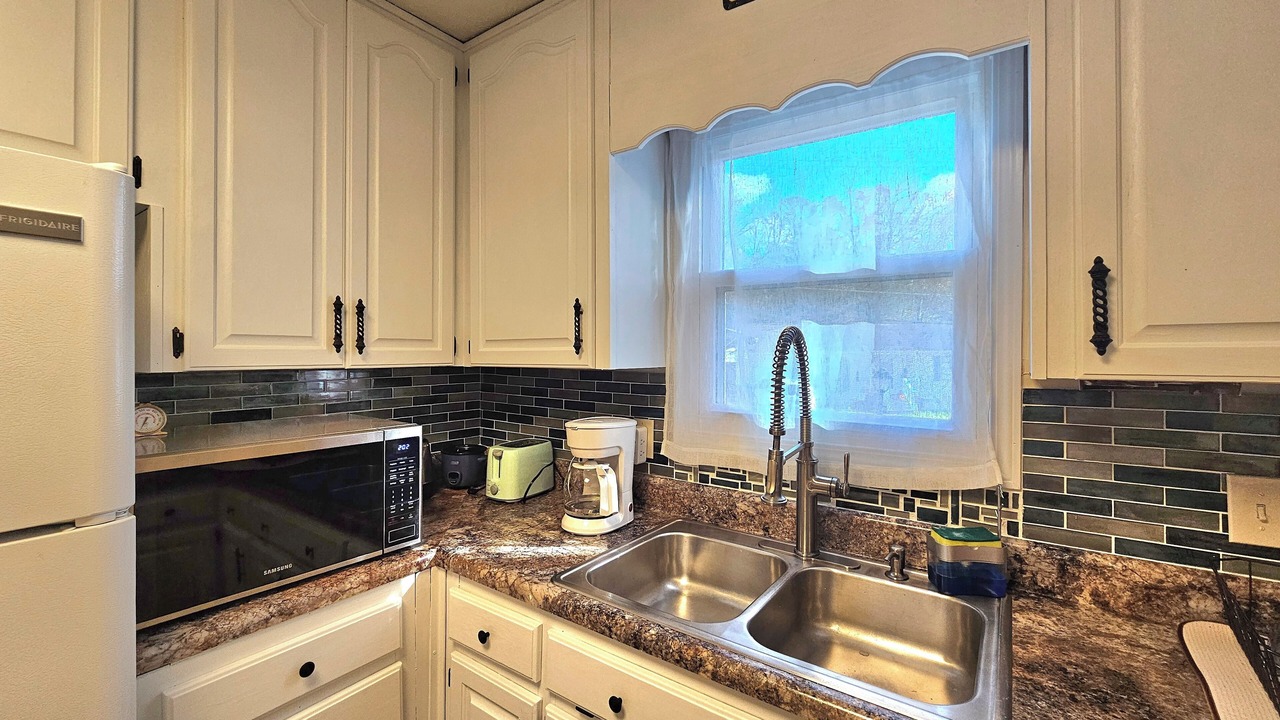 Photo of Kitchen in Oak Ridge