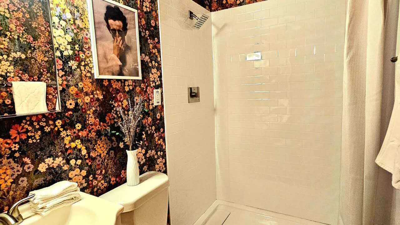 Photo of Bathroom in Oak Ridge