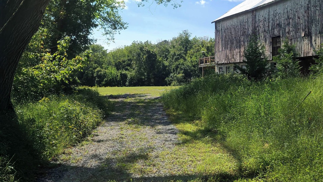 Photo of Outdoor in Bakerton