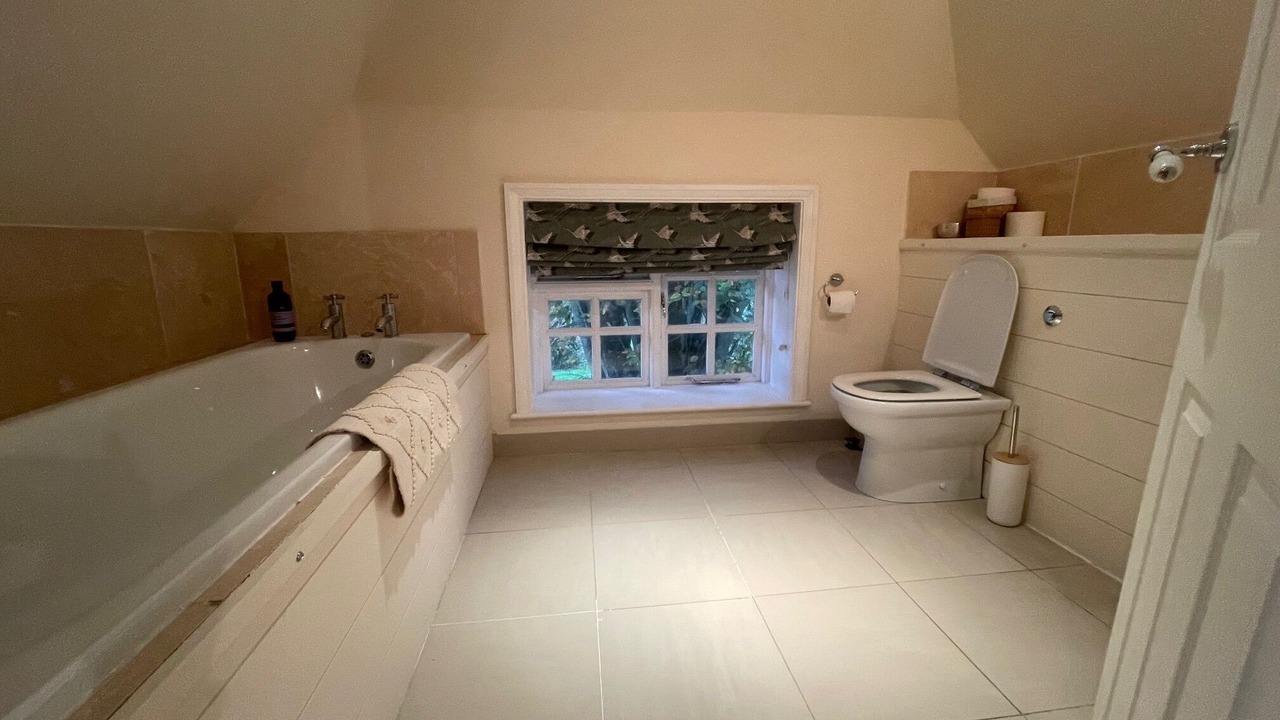 Photo of Bathroom in Aldingbourne