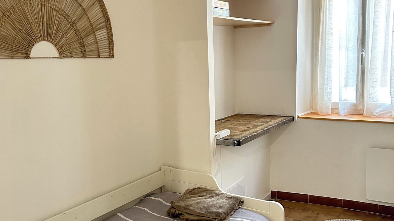 Photo of Bedroom in Roquemaure