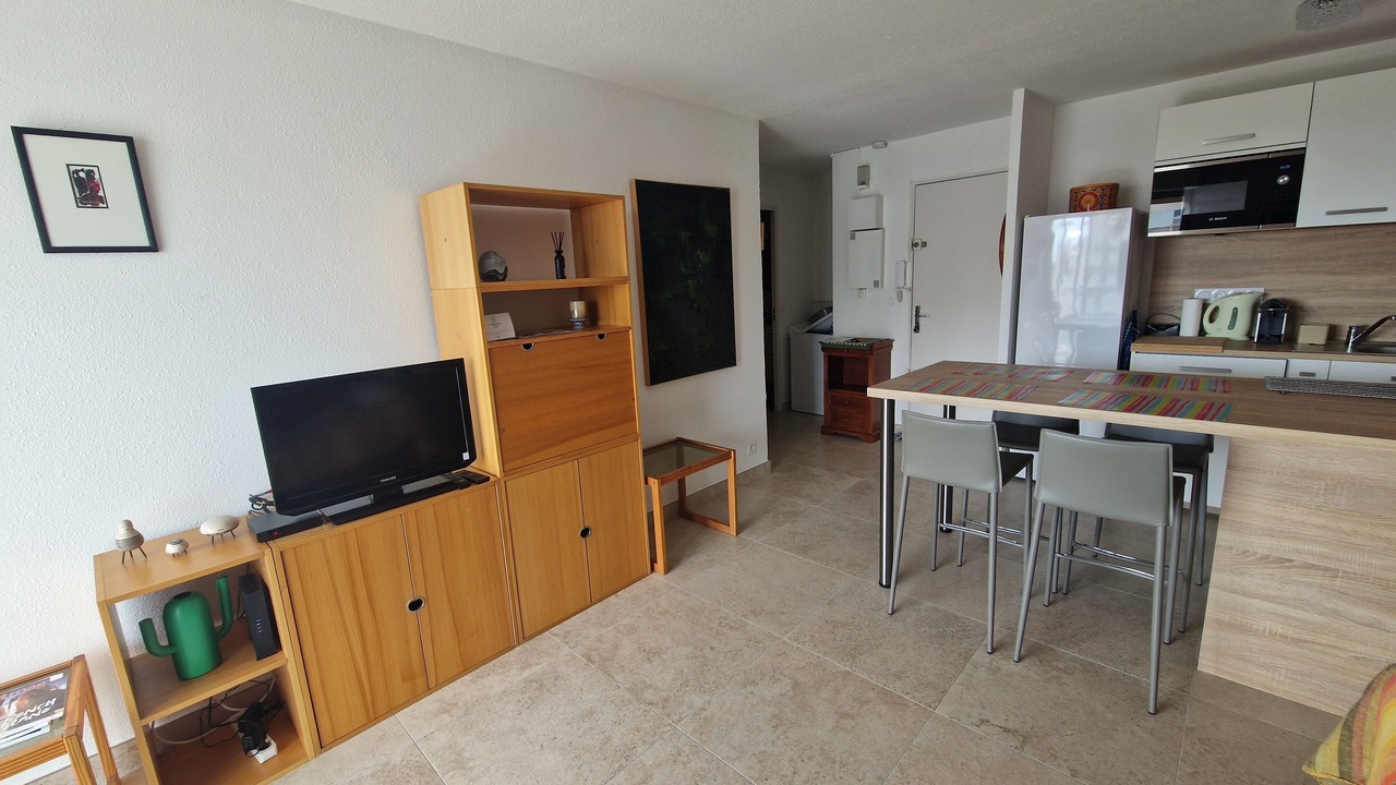Photo of Kitchen in Le Port