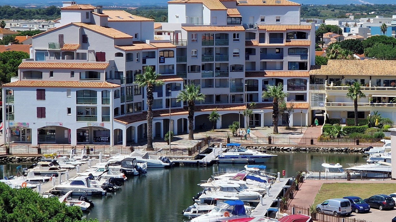 Photo of Others in Le Port