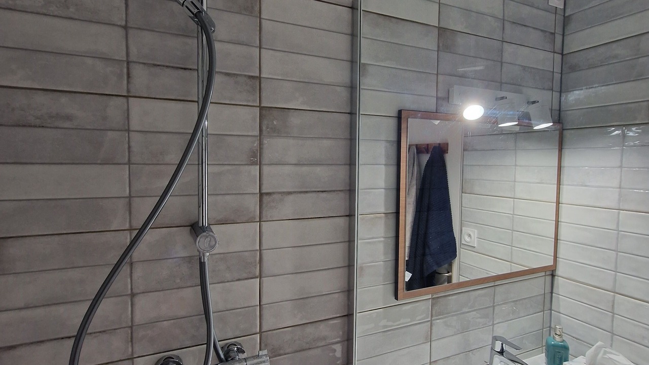 Photo of Bathroom in Le Port