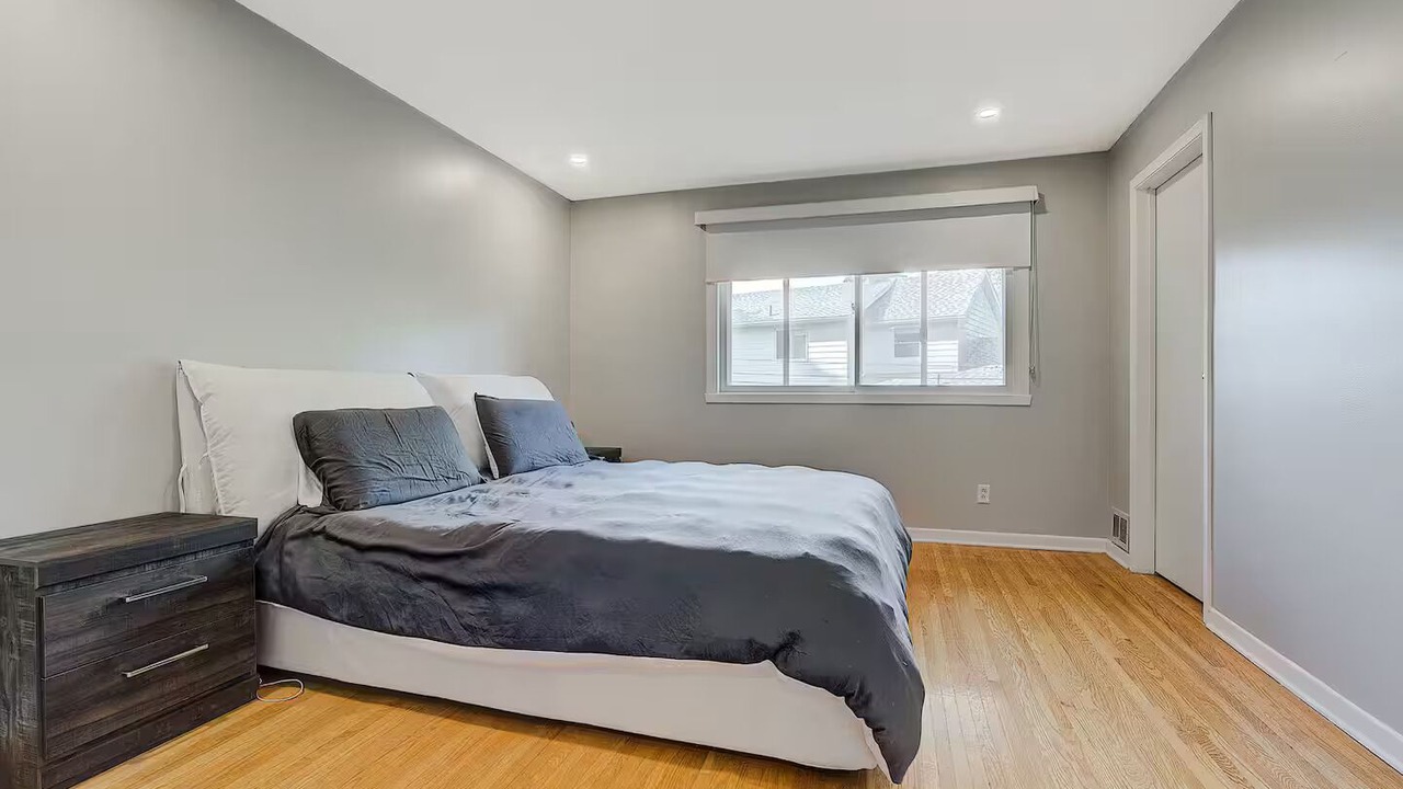 Photo of Bedroom in Dorval