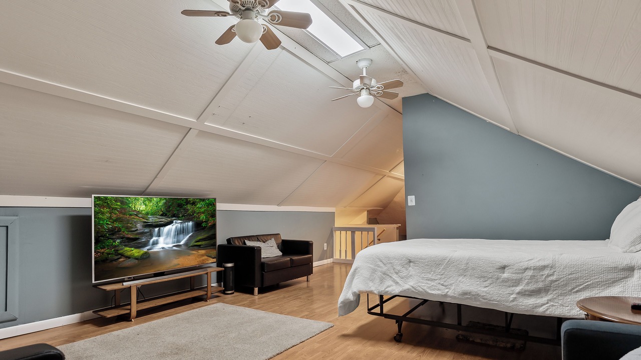 Photo of Bedroom in Royal Oak