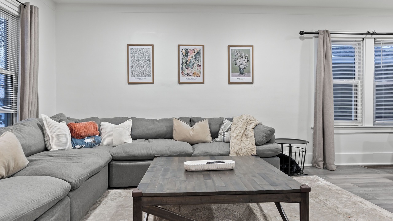 Photo of Livingroom in Royal Oak