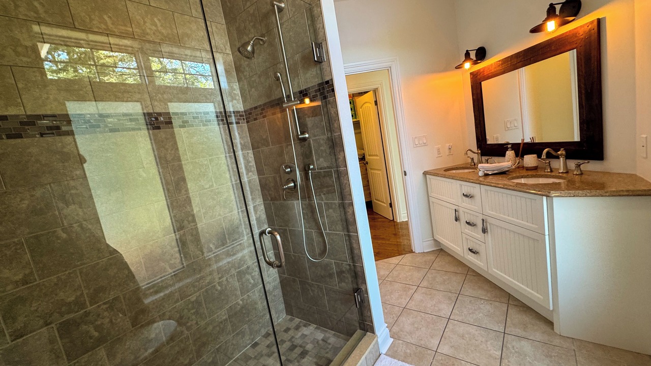 Photo of Bathroom in McKellar