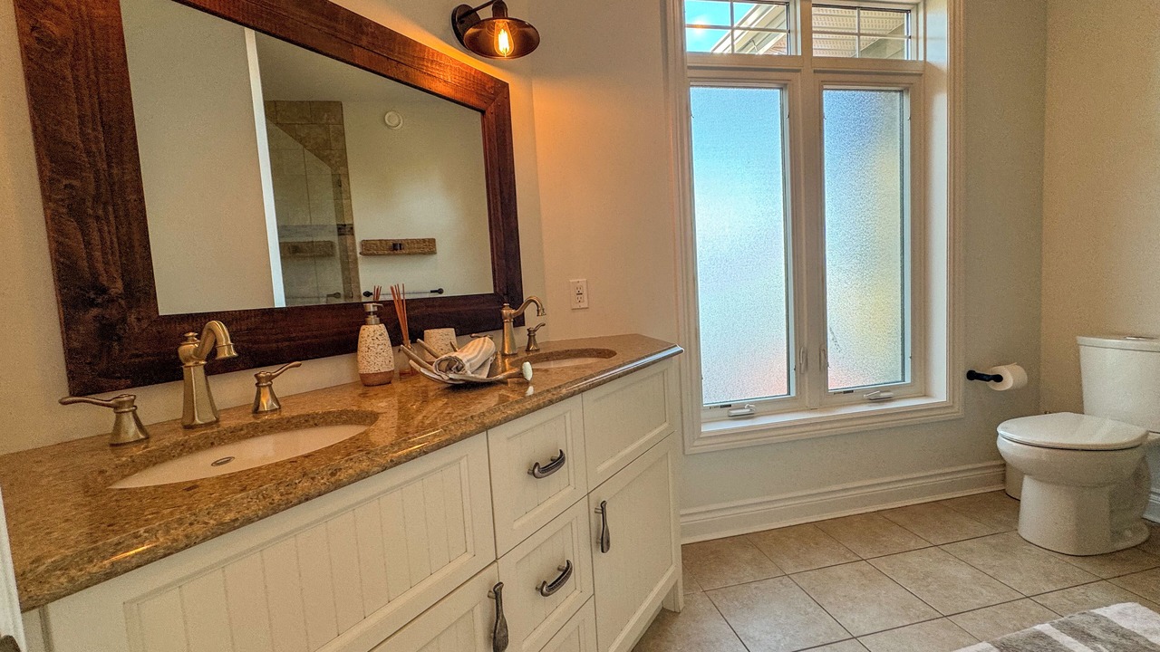 Photo of Bathroom in McKellar
