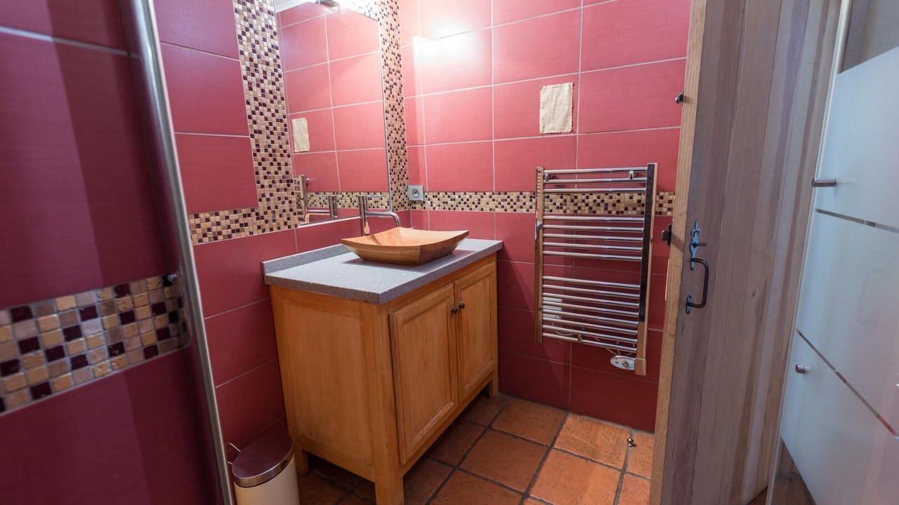 Photo of Bathroom in Vert