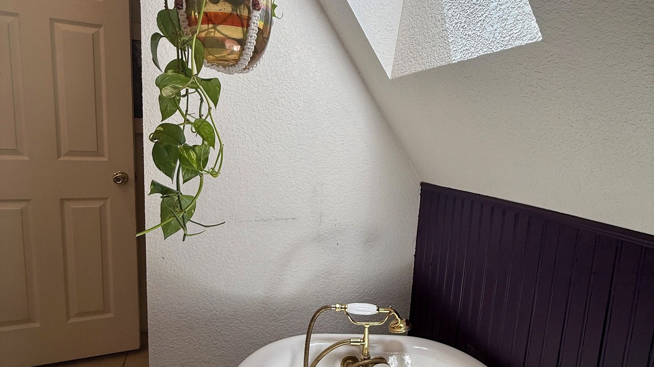 Photo of Bathroom in Cloudcroft