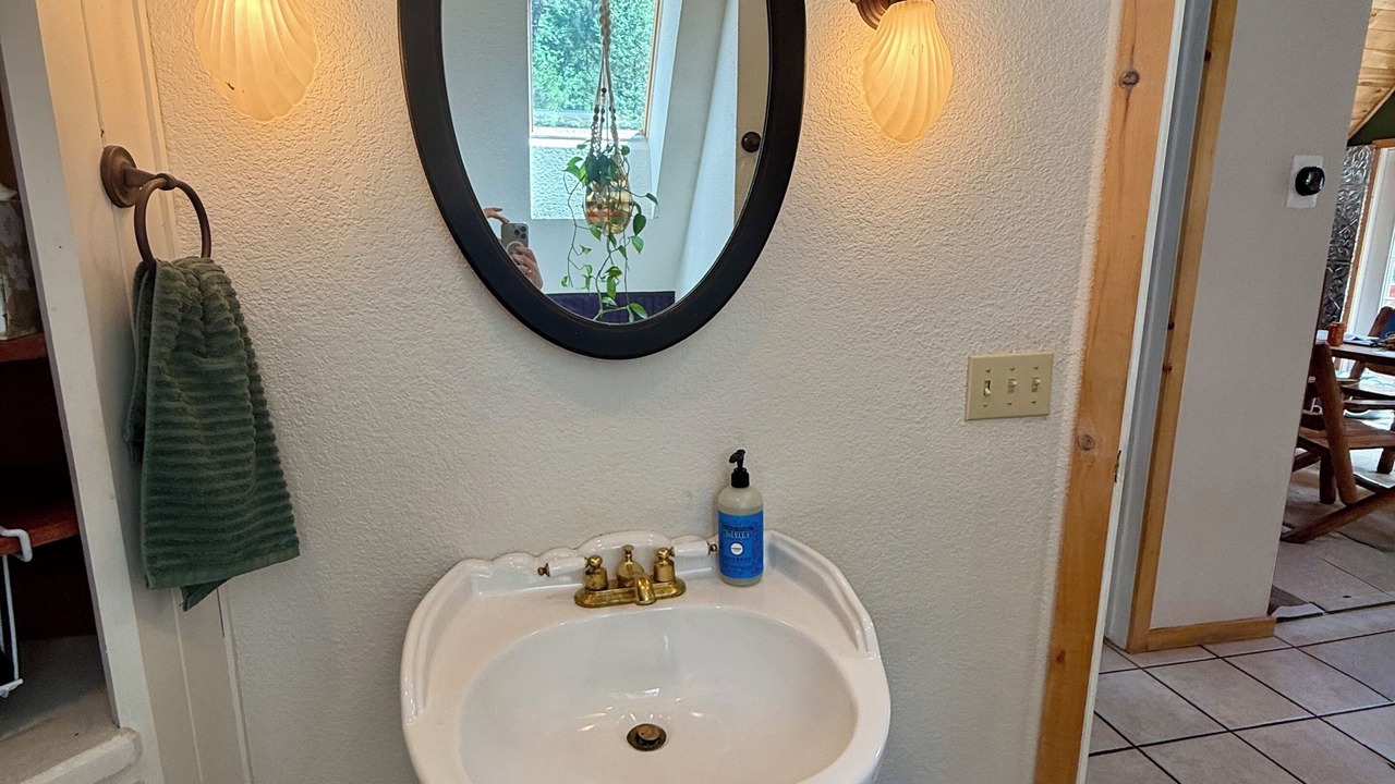 Photo of Bathroom in Cloudcroft