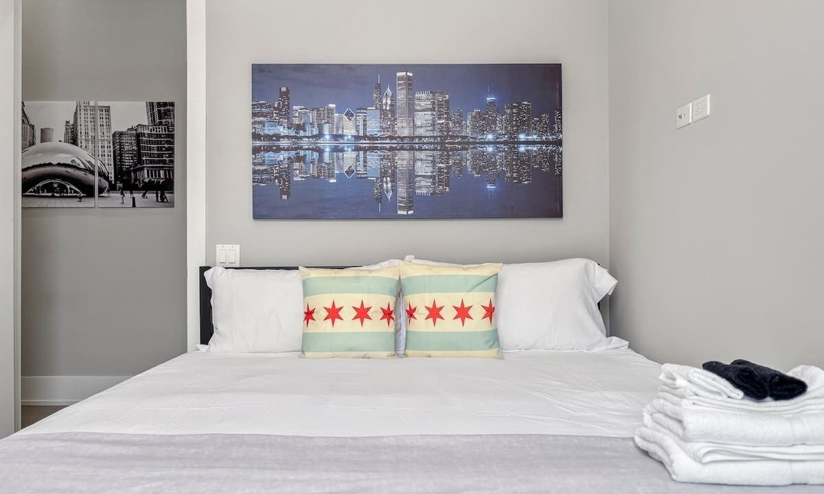 Photo of Bedroom in River North