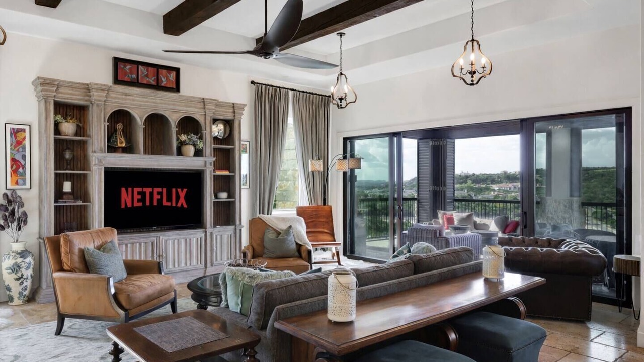 Photo of Livingroom in Forest Crest