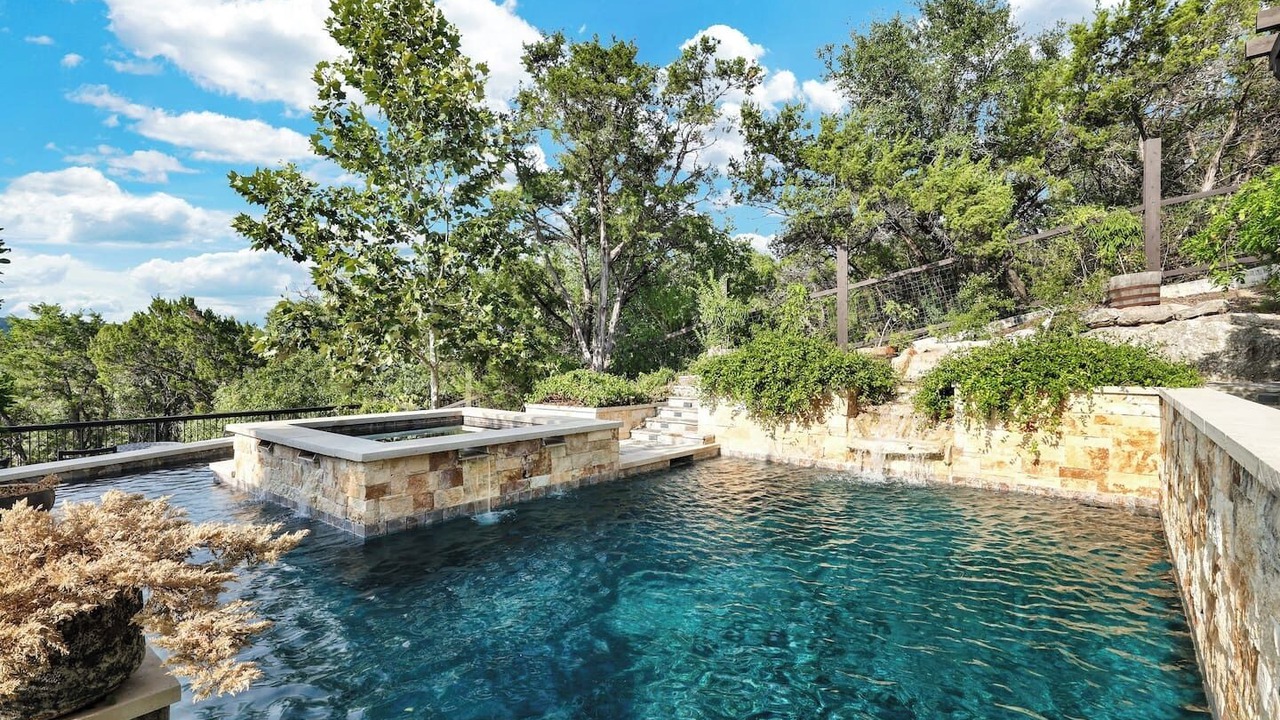 Photo of Outdoor in Forest Crest