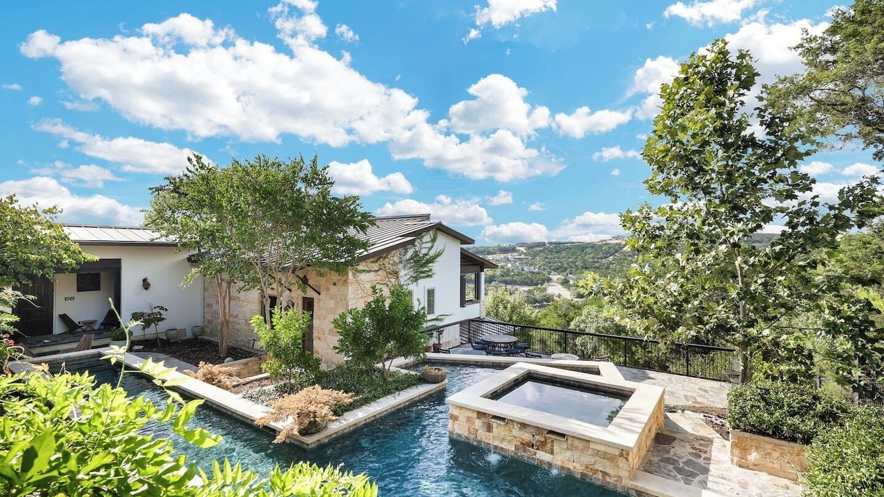 Photo of Outdoor in Forest Crest