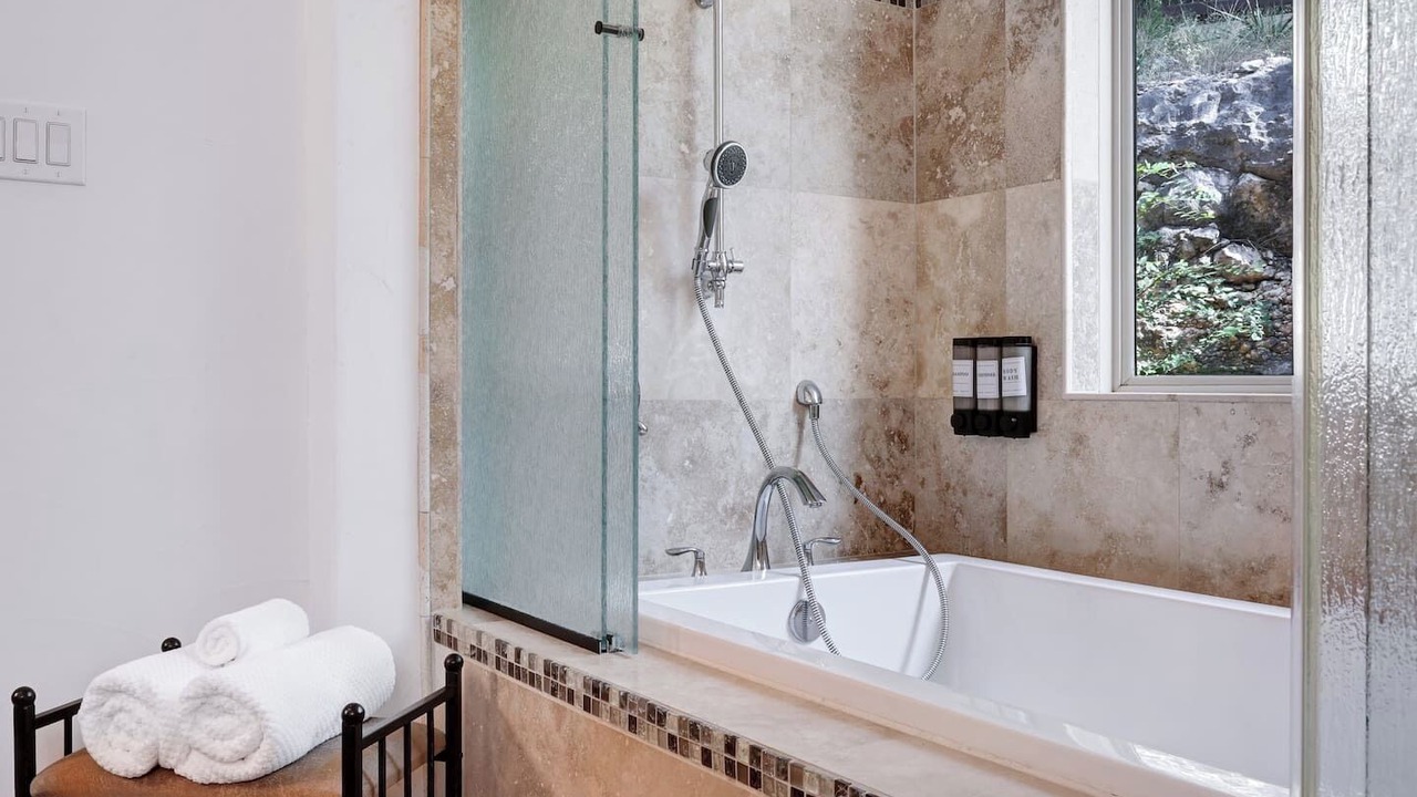 Photo of Bathroom in Forest Crest