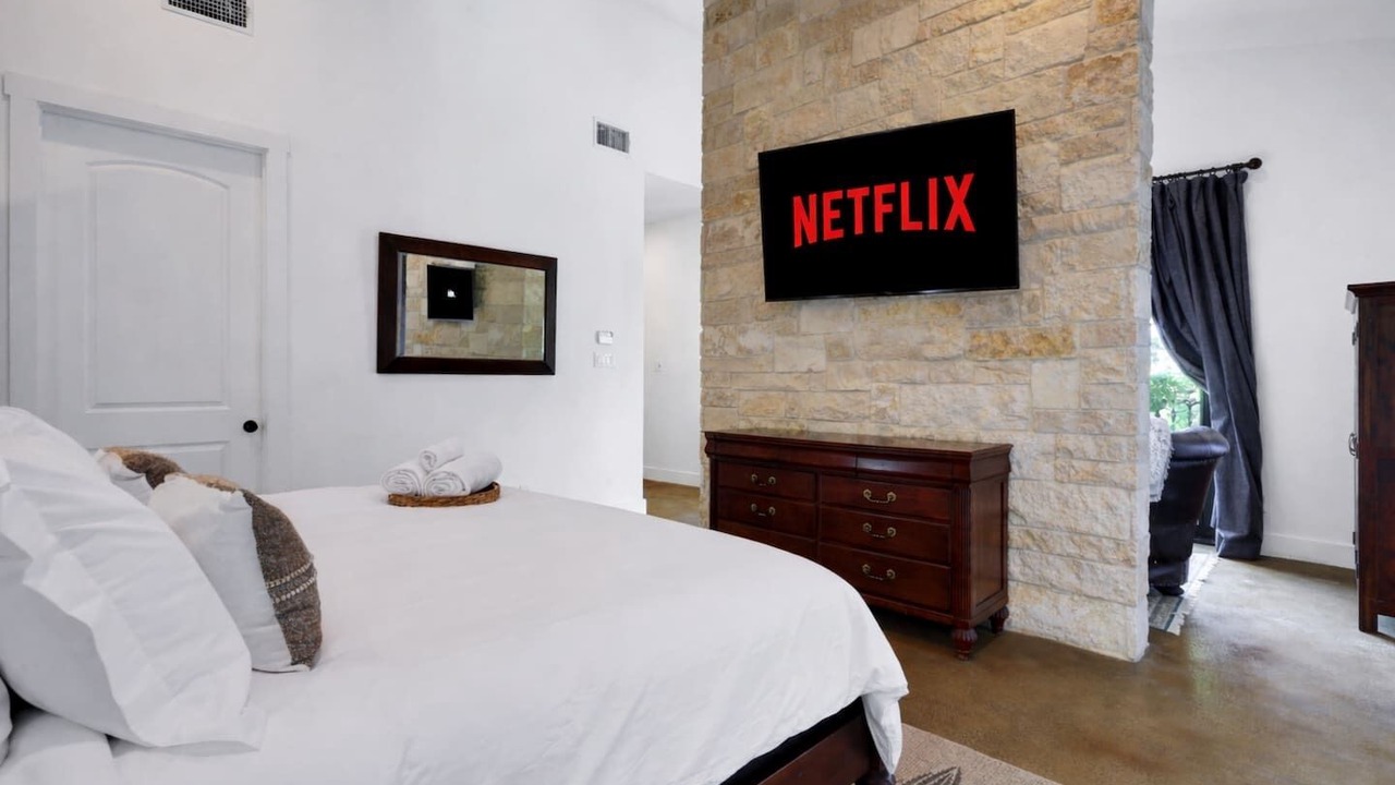 Photo of Bedroom in Forest Crest