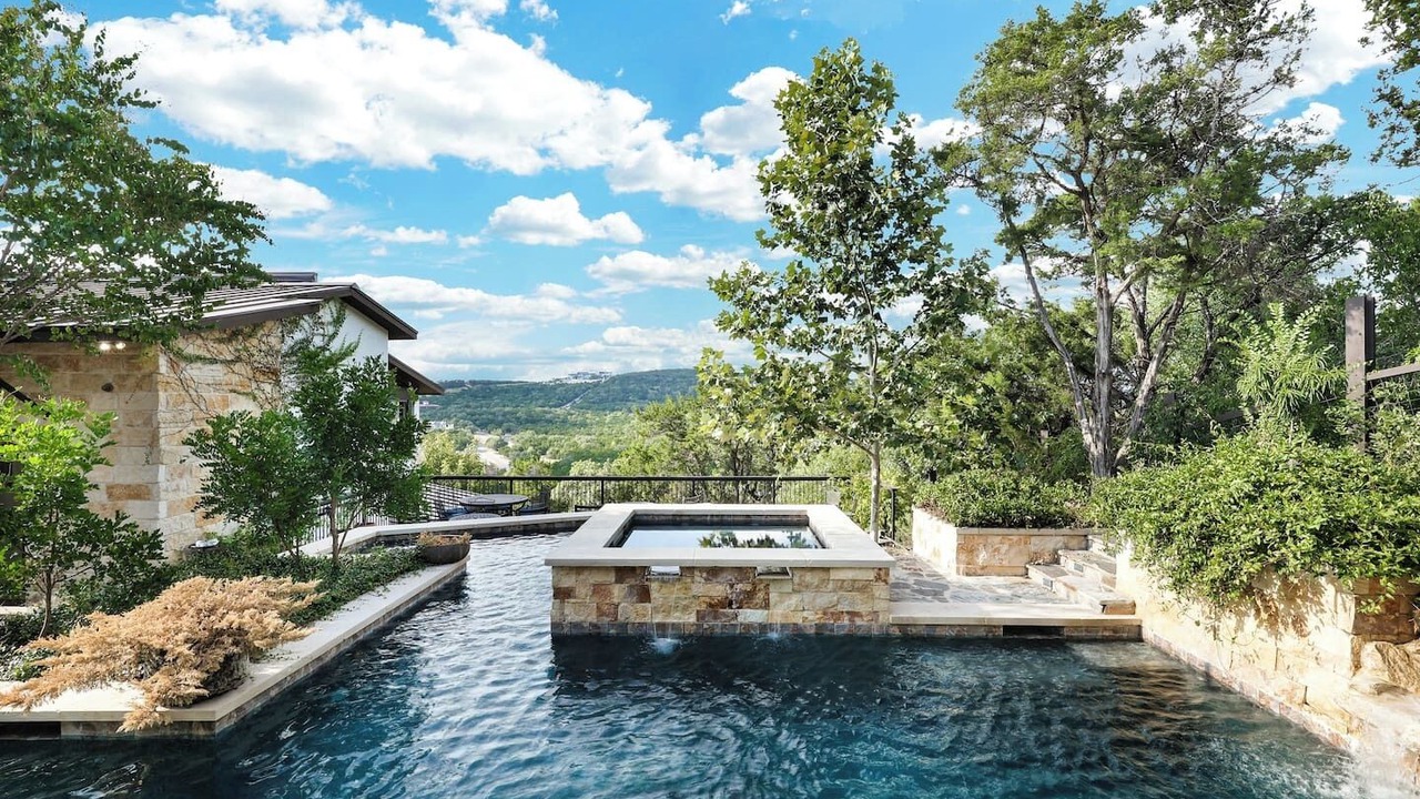 Photo of Outdoor in Forest Crest