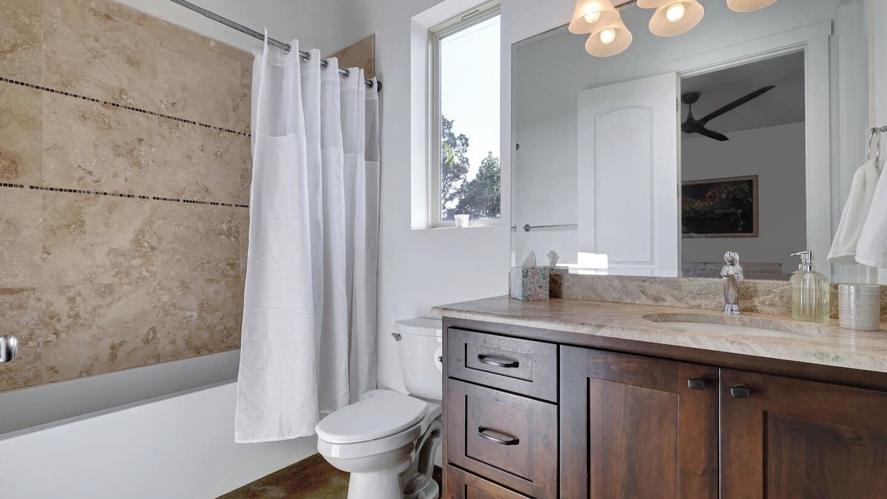 Photo of Bathroom in Forest Crest