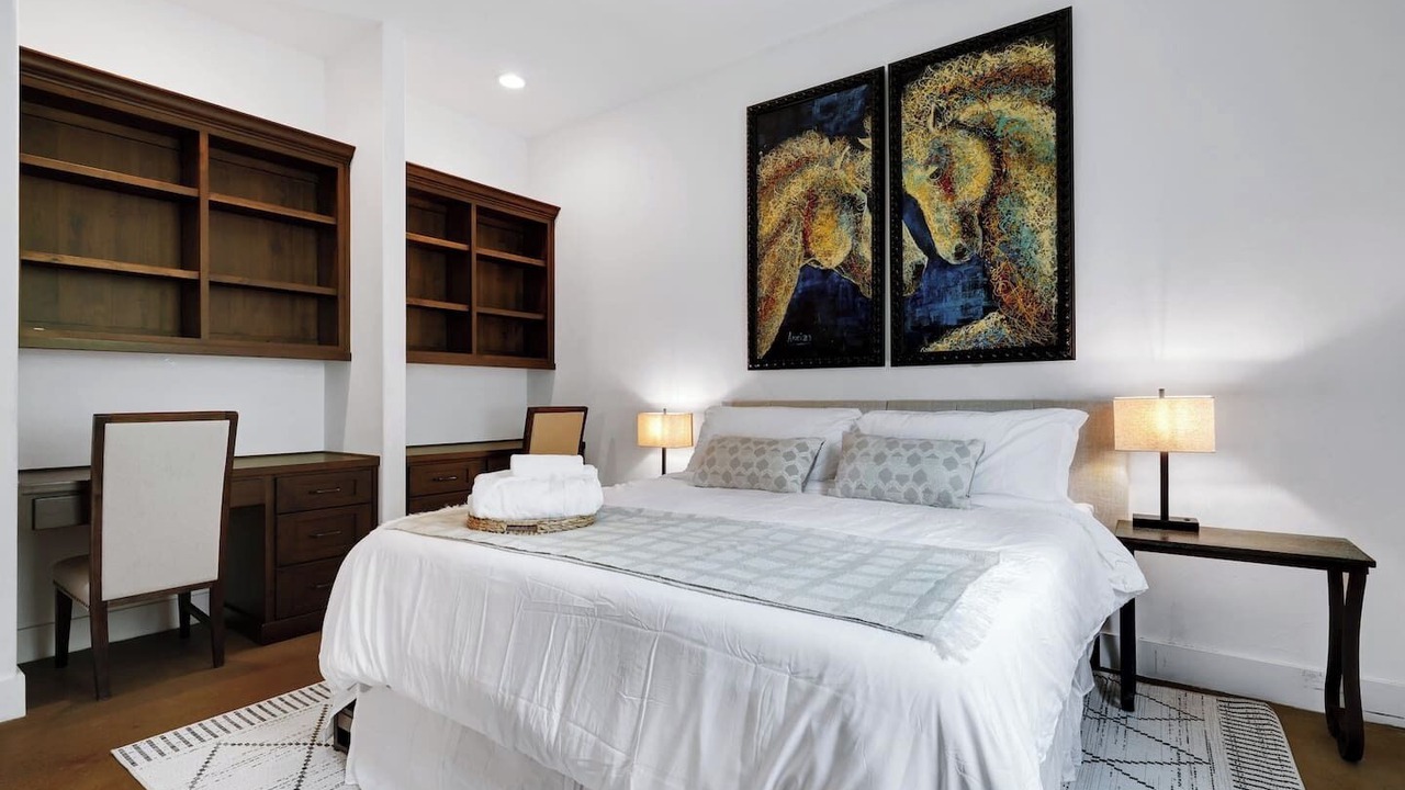 Photo of Bedroom in Forest Crest