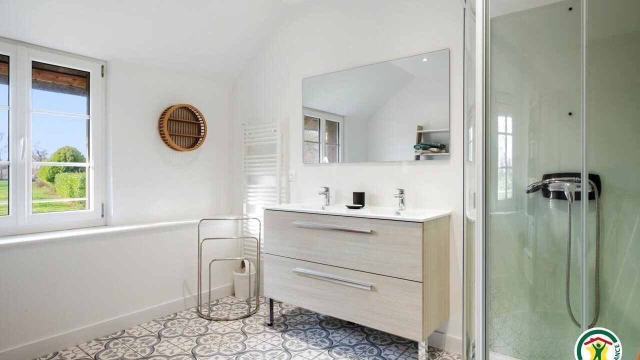 Photo of Bathroom in Avremesnil
