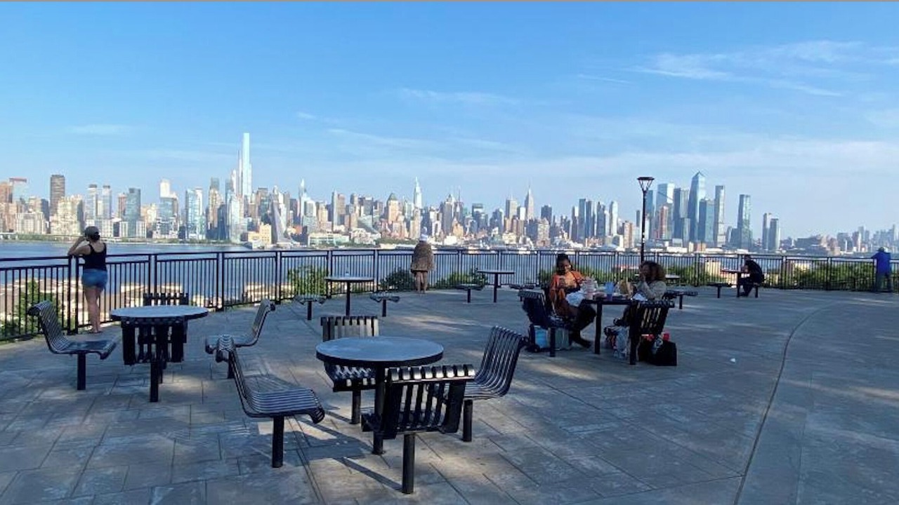 Photo of Outdoor in West New York