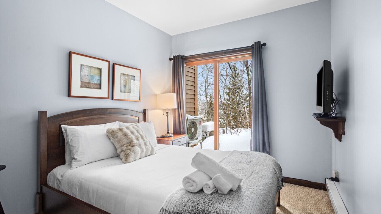 Photo of Bedroom in Mont-Tremblant