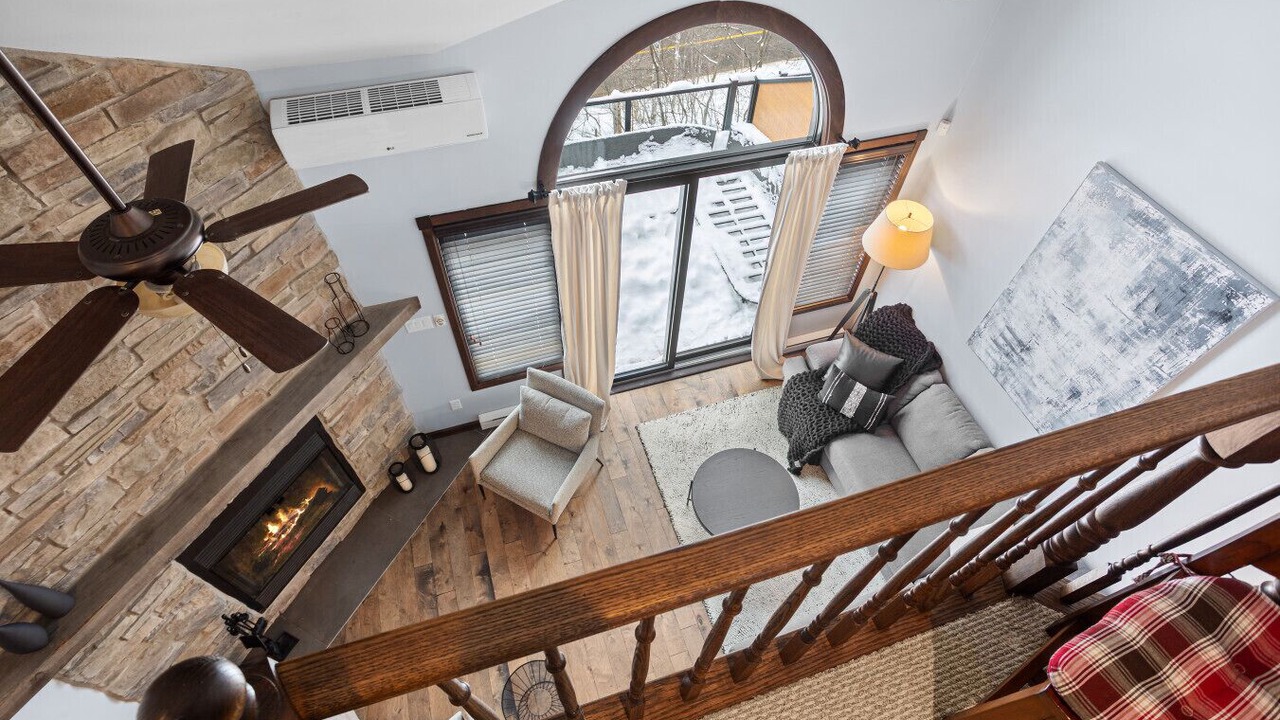 Photo of Livingroom in Mont-Tremblant