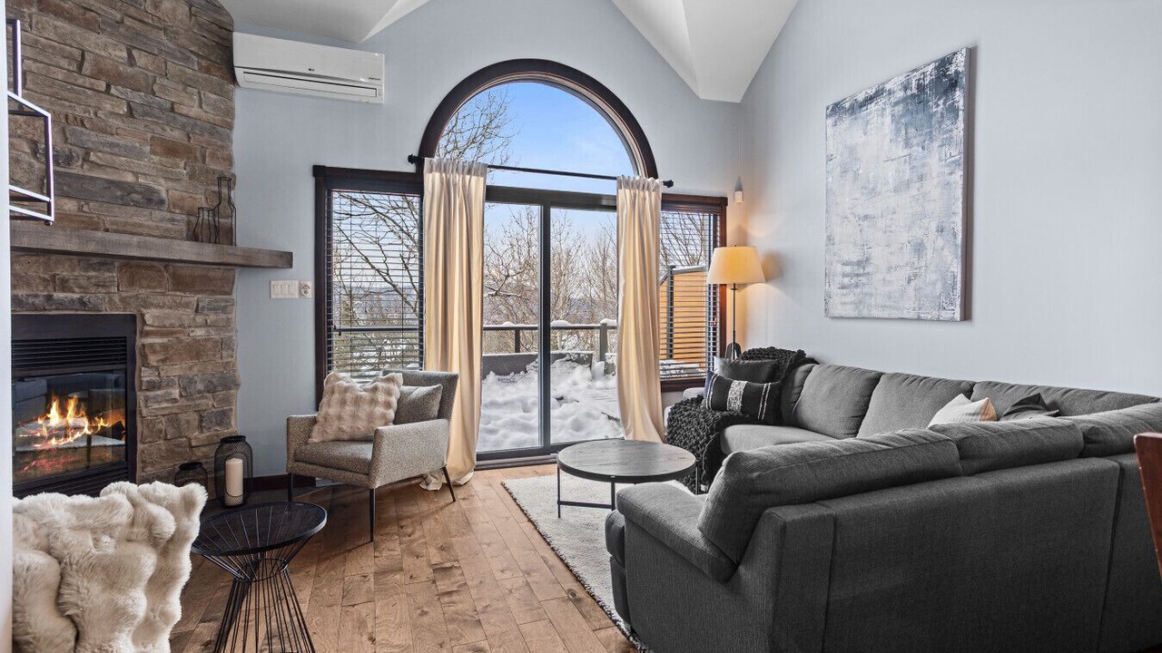 Photo of Livingroom in Mont-Tremblant