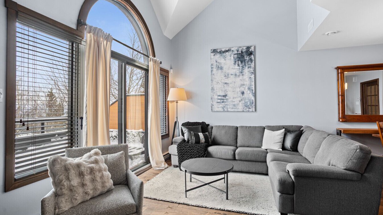 Photo of Livingroom in Mont-Tremblant