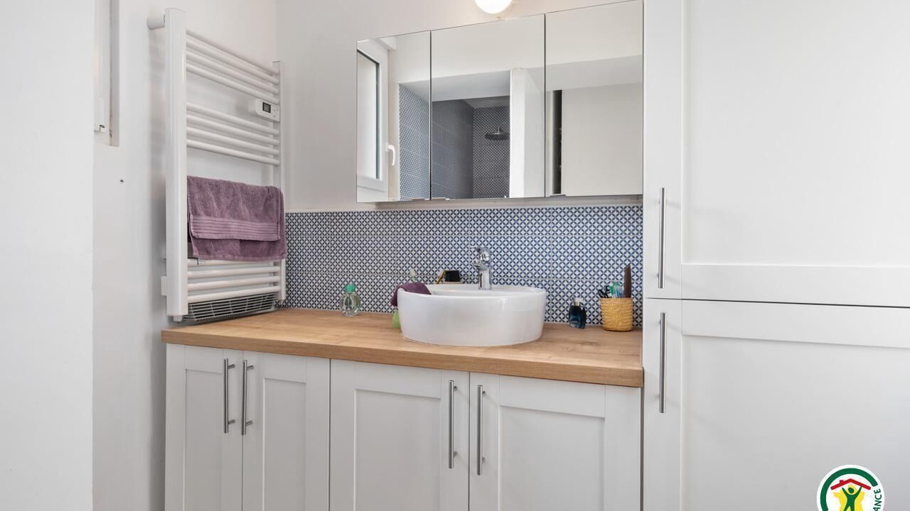 Photo of Bathroom in Rocquefort