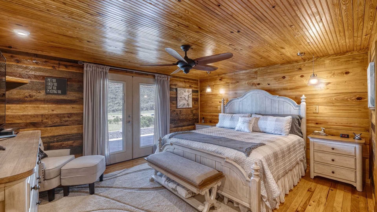 Photo of Bedroom in Leakey