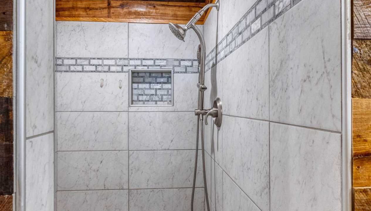 Photo of Bathroom in Leakey