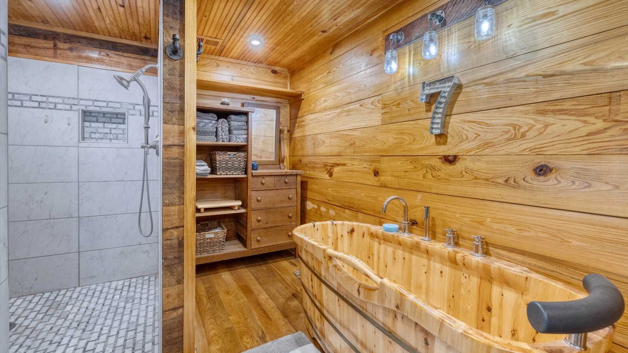 Photo of Bathroom in Leakey