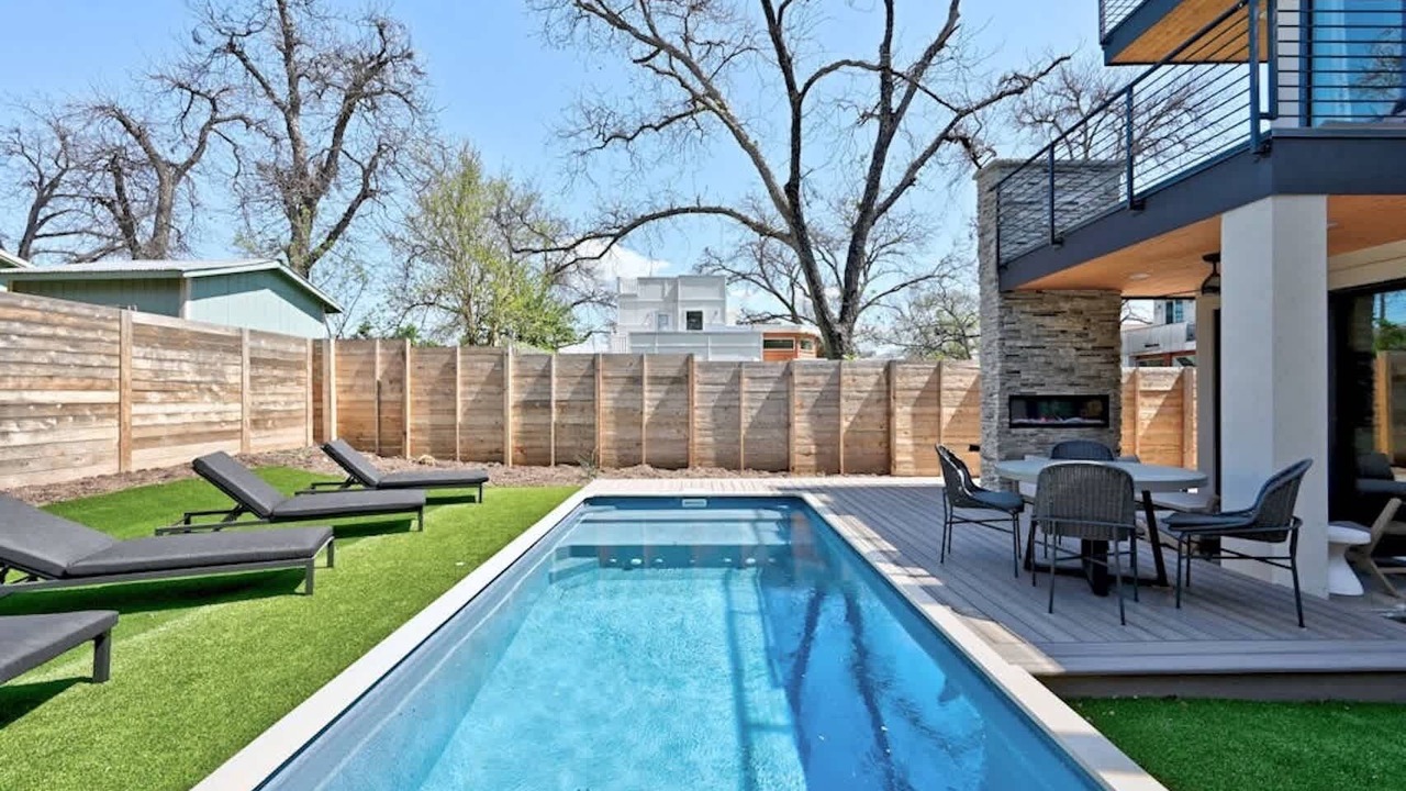 Photo of Outdoor in Holly