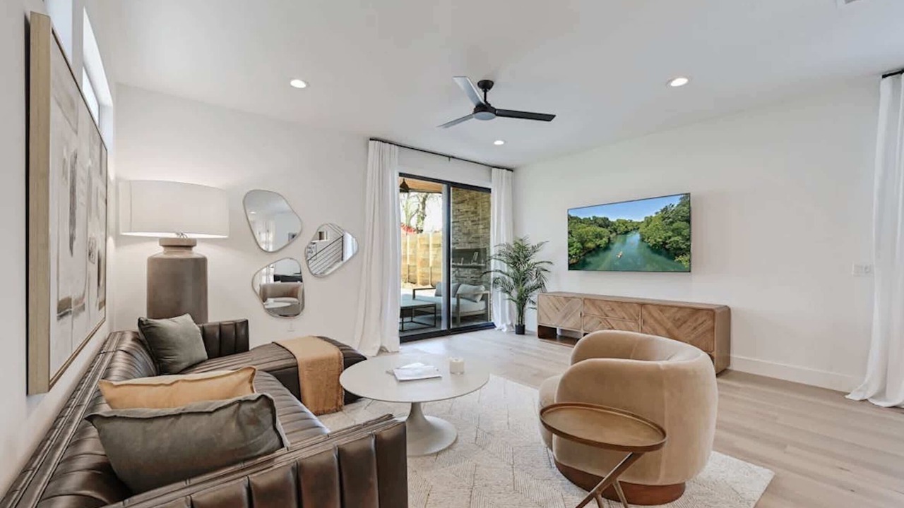 Photo of Bedroom in Holly