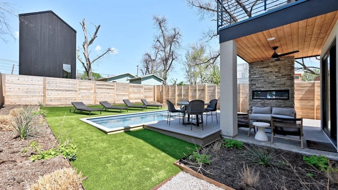 Photo of Outdoor in Holly