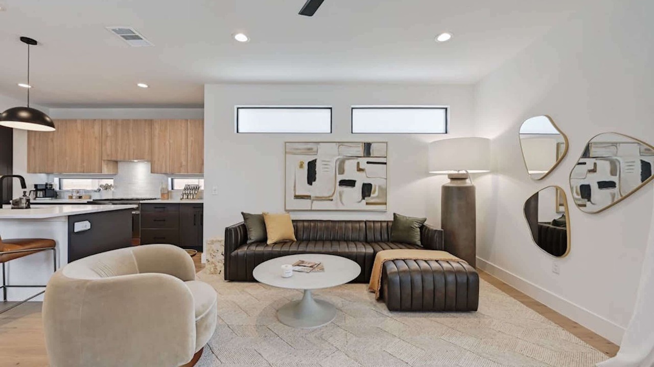 Photo of Bedroom in Holly