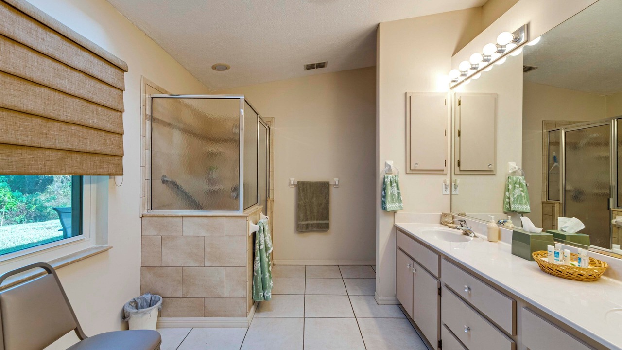 Photo of Bathroom in Hernando