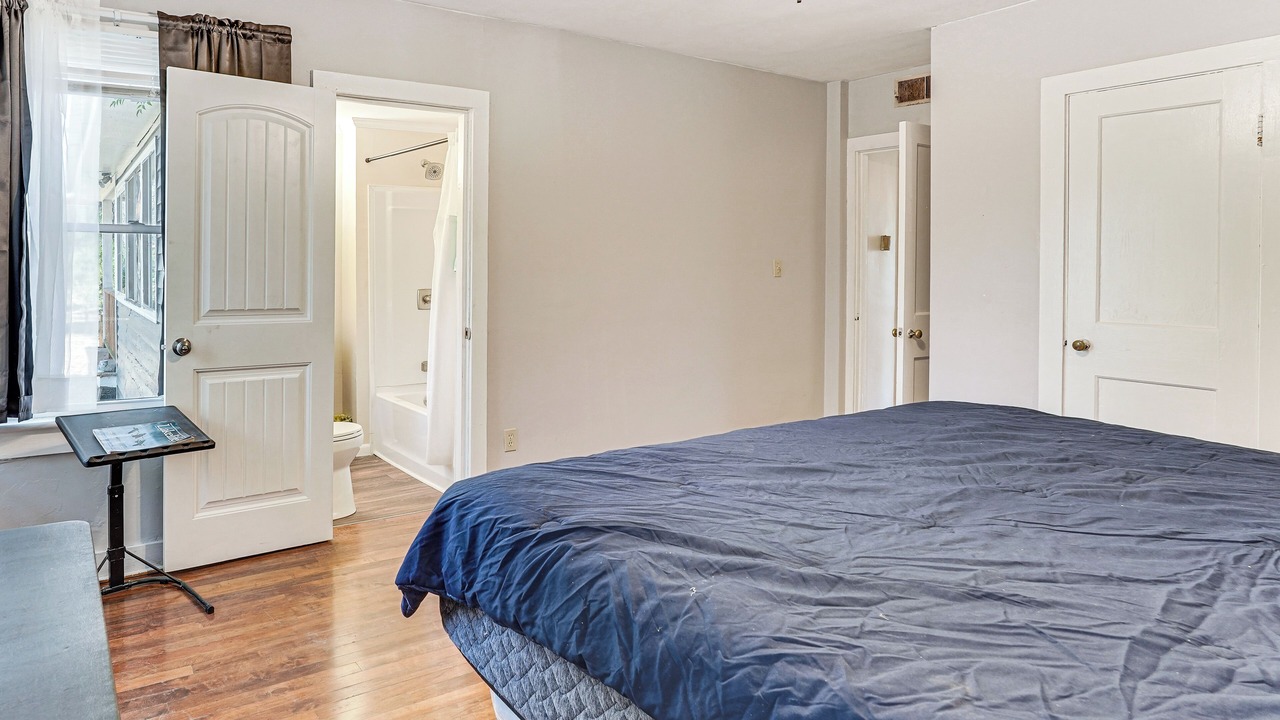 Photo of Bedroom in Crawfordville