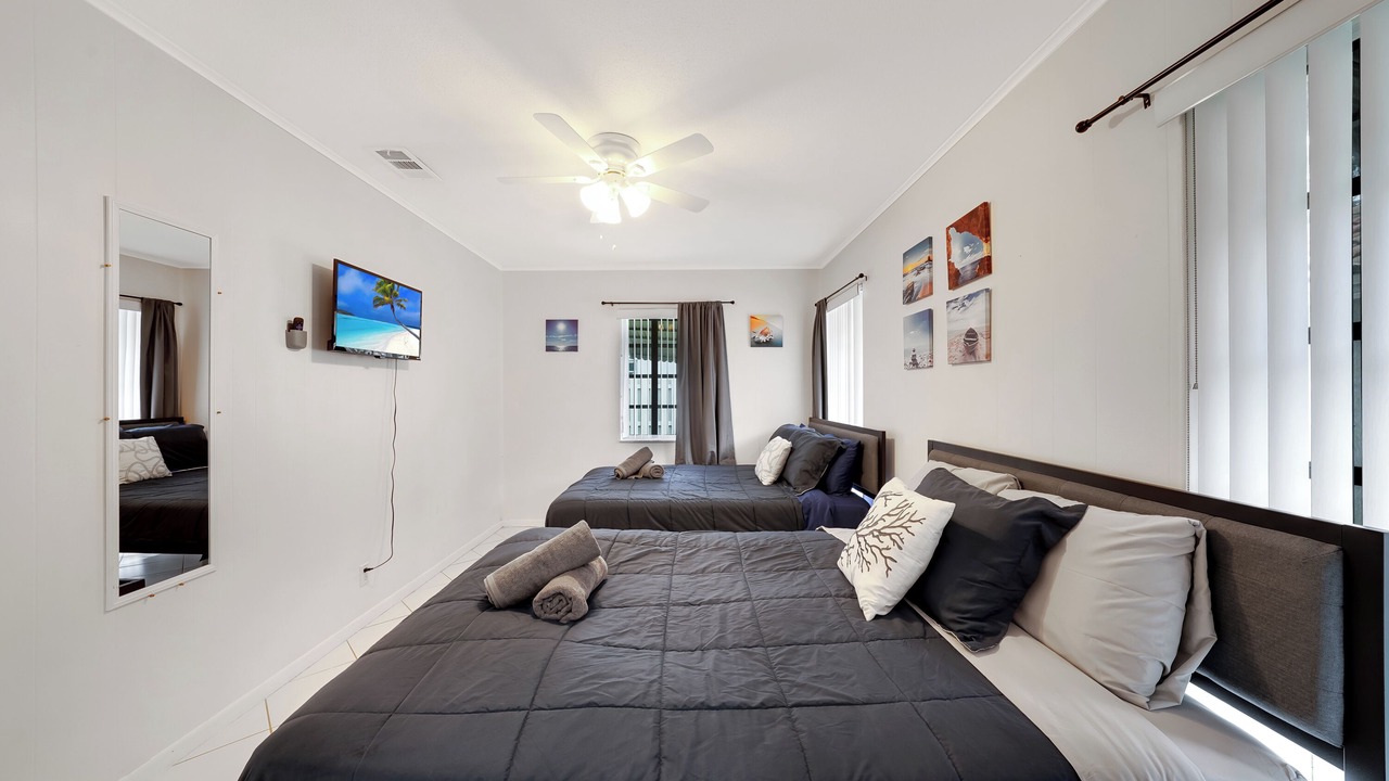 Photo of Bedroom in Imperial Point