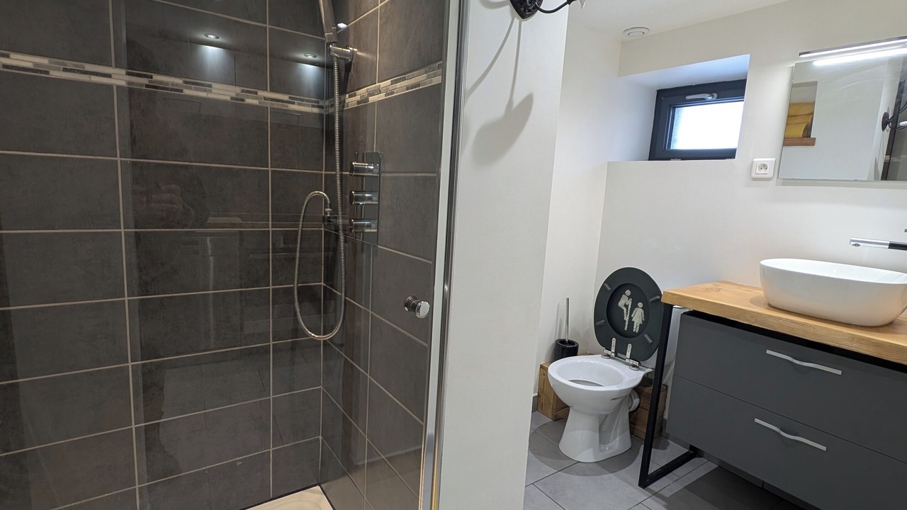 Photo of Bathroom in La Garde